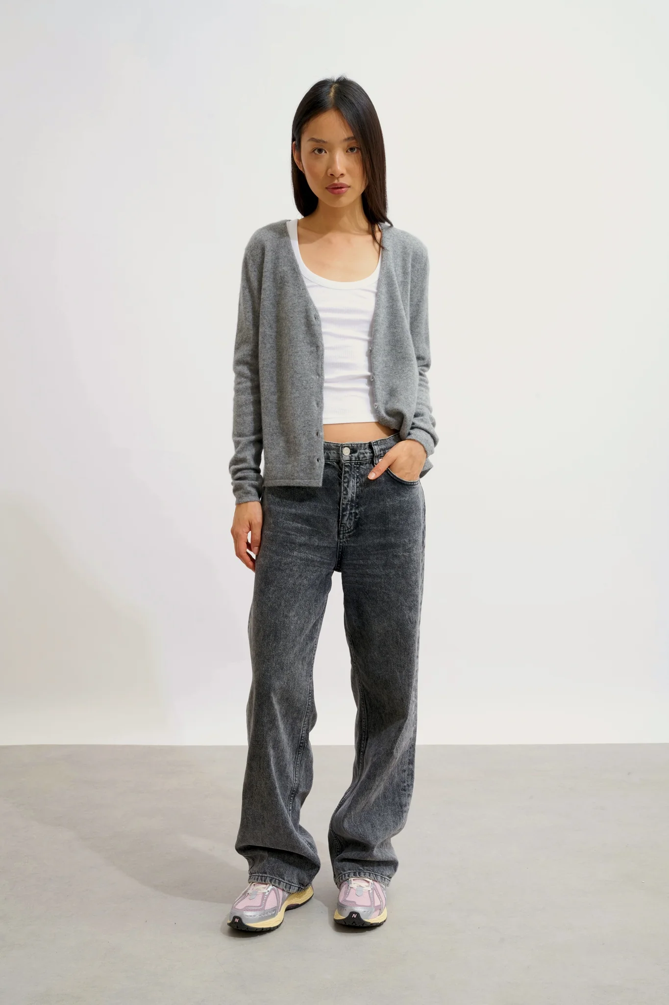 CHALAIS cardigan col v flanelle chiné 100% cachemire – Image 2