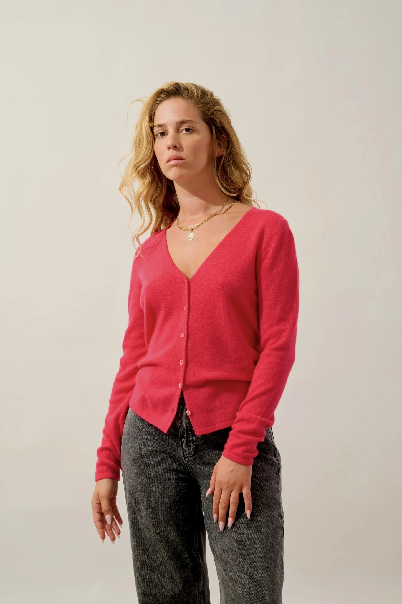 CHALAIS cardigan col v magenta red 100% cachemire – Image 2