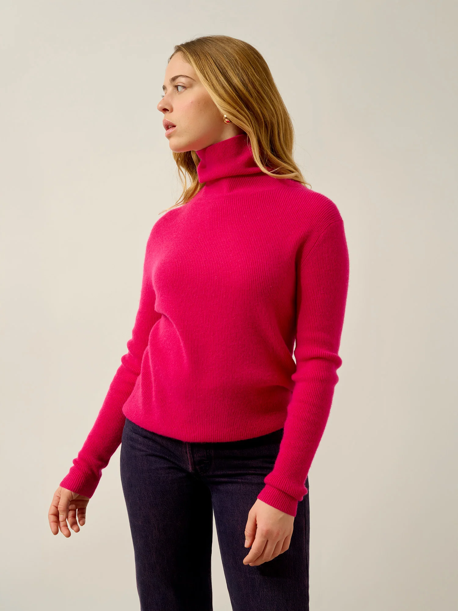 SUZIE pull col roulé fuchsia 100% cachemire – Image 2